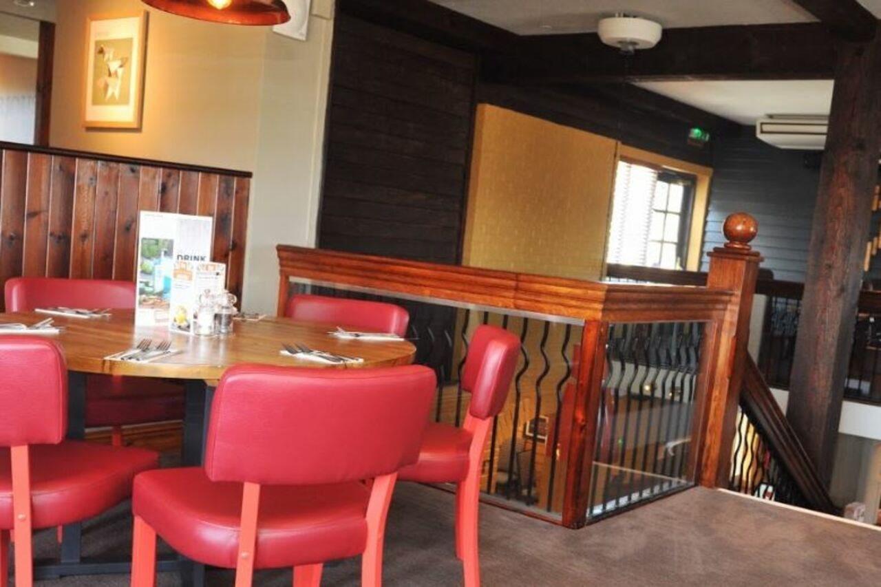 Premier Inn Ipswich South Экстерьер фото